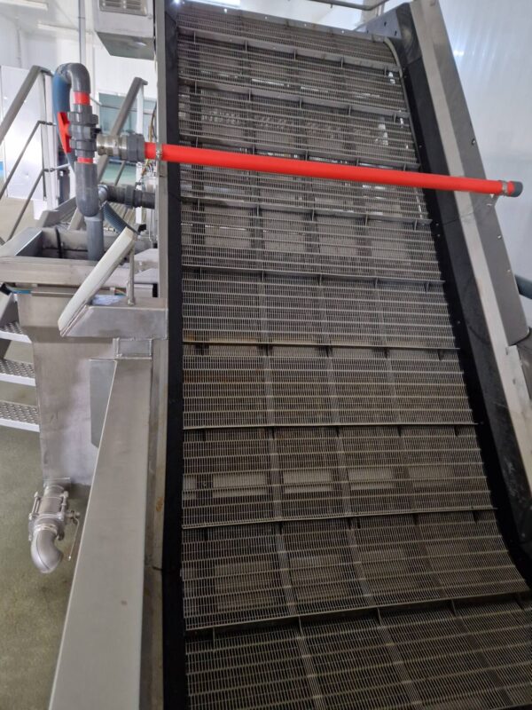 bulk feeder with  conveyor - Image 3